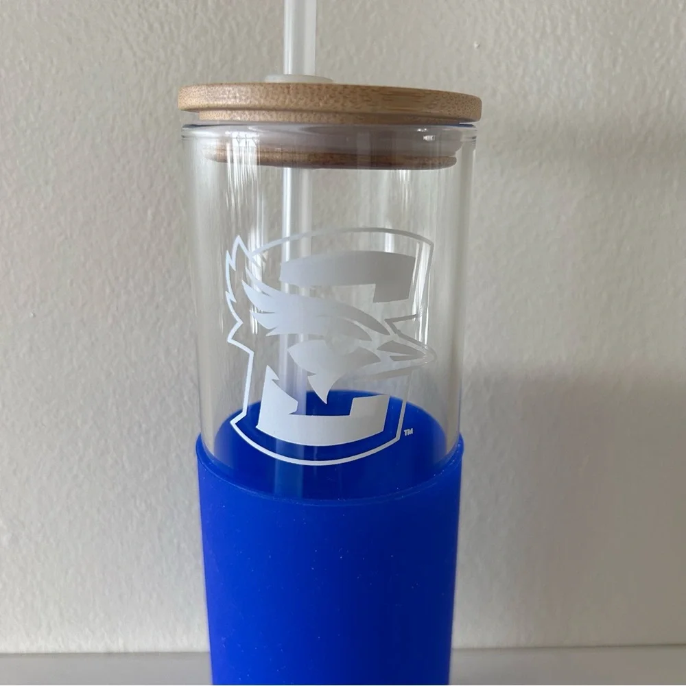 NWT Creighton University Bluejays Glass Water Coffee Tumbler Silicone Holder
